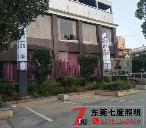 6米方柱600x600mm萝莉社免费版APP柱安裝效果圖片